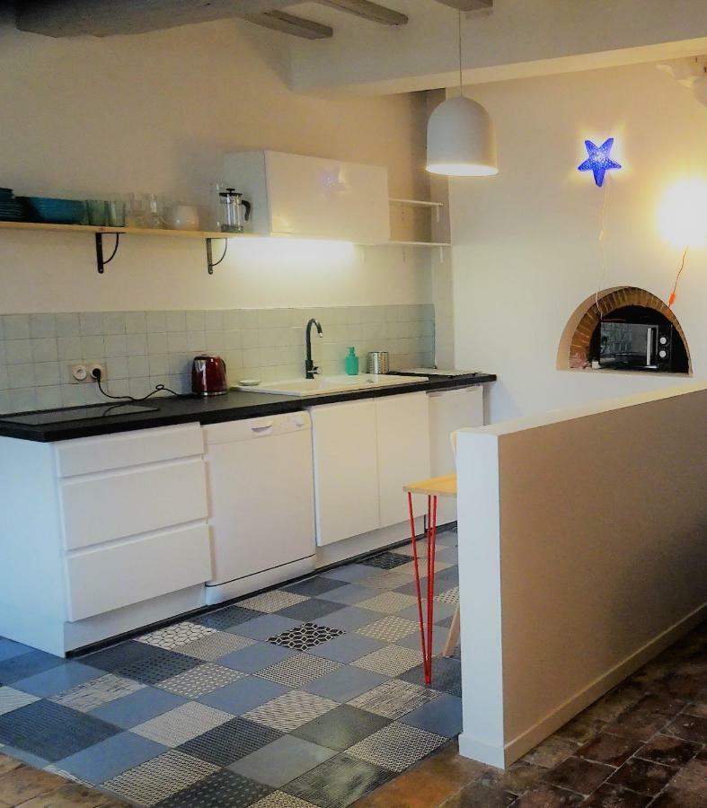 Appartement Spacieux Avec Une Vue Sur ตูร์ ภายนอก รูปภาพ